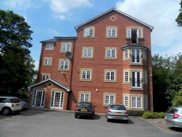 2 Bedroom Flat To Rent In Shiredene, Shire Oak Road, Headingley, Leeds, LS6