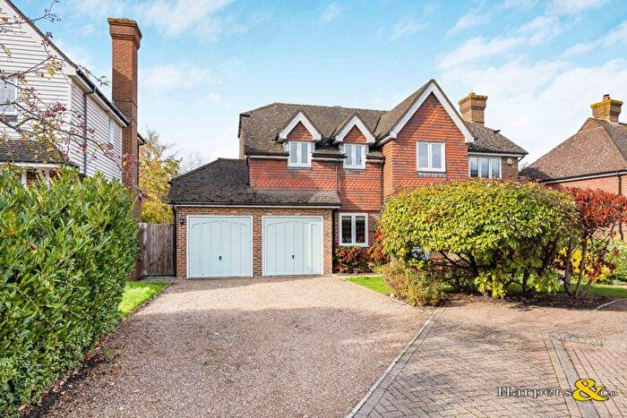 5 Bedroom Detached House To Rent In Hotham Close, Swanley, BR8