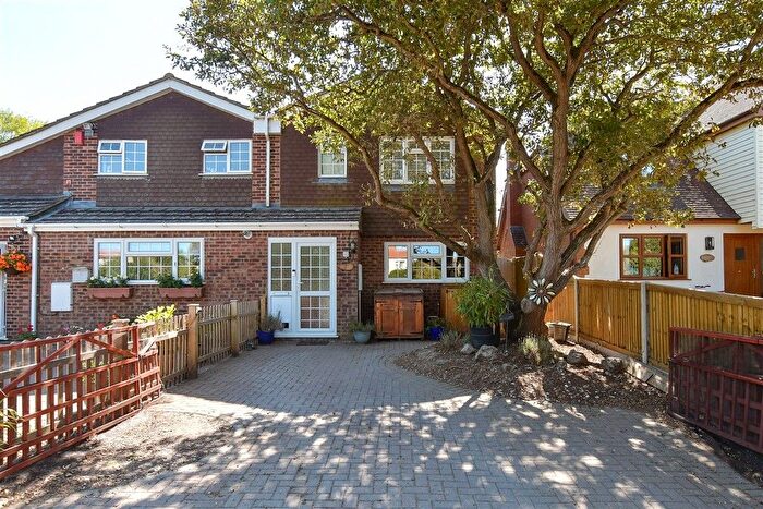 3 Bedroom Semi-Detached House For Sale In Dymchurch Road, Hythe, Kent, CT21