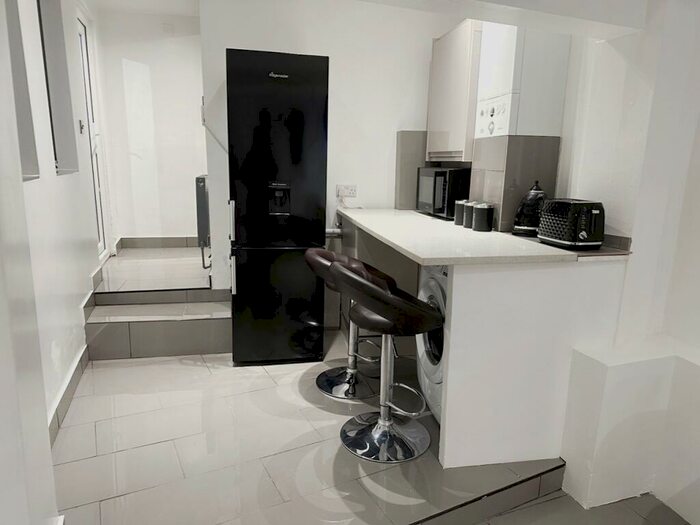 2 Bedroom Apartment To Rent In Commonside, Sheffield, S10