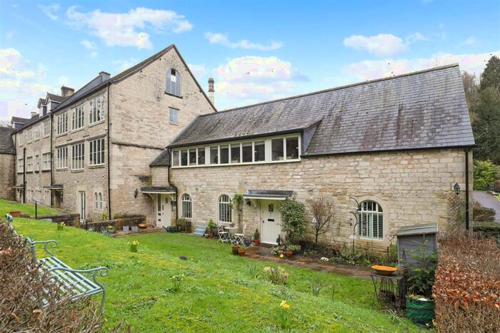 2 Bedroom Apartment For Sale In Longfords Mill, Minchinhampton, Stroud, GL6