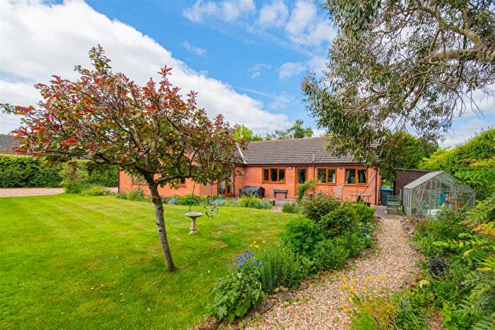 4 Bedroom Bungalow For Sale In Berridges Lane, Husbands Bosworth, LE17