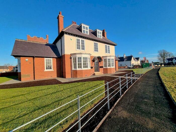 2 Bedroom Flat To Rent In Gideon Walk, Jameson Manor, NE20