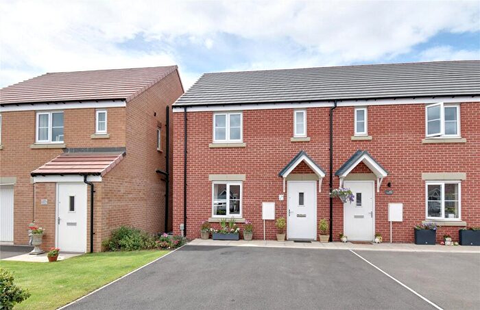 3 Bedroom End Of Terrace House For Sale In Goldfinch Way, Northallerton, North Yorkshire, DL6