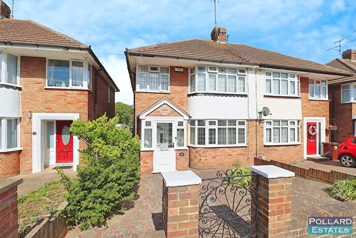 3 Bedroom Semi Detached House For Sale In Tufton Road, Rainham, ME8