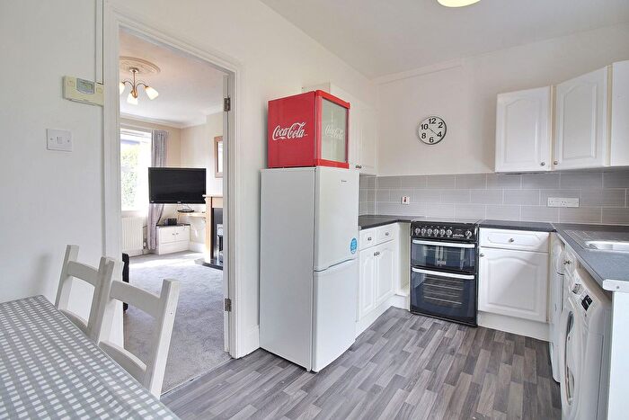 2 Bedroom Terraced House To Rent In Rawdon Avenue, York, YO10