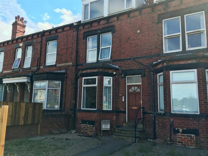 1 Bedroom Flat To Rent In Flat, Austhorpe Road, Leeds, LS15