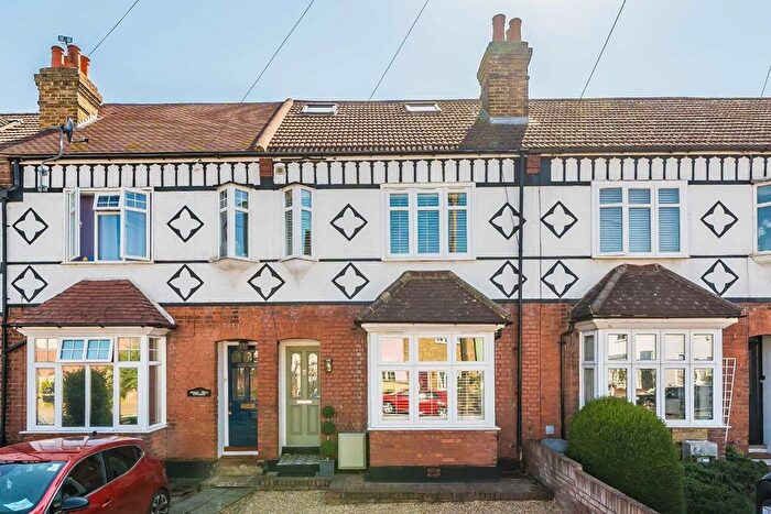 4 Bedroom Terraced House For Sale In French Street, Sunbury-On-Thames, TW16