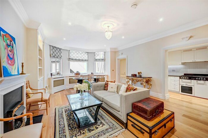 2 Bedroom Flat To Rent In Collingham Road, South Kensington, London, SW5