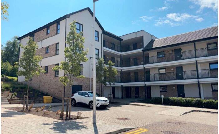 2 Bedroom Apartment To Rent In Well Spring Close, Edinburgh, EH13