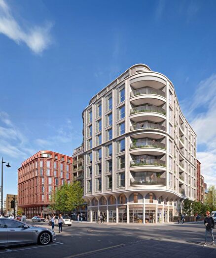 3 Bedroom Flat For Sale In Wimbledon Place, The Broadway, London, SW19