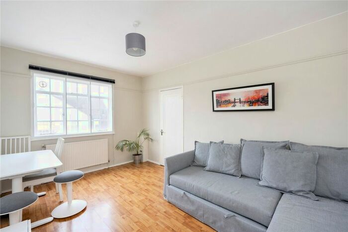 1 Bedroom Flat To Rent In Streatham Hill, London, SW2