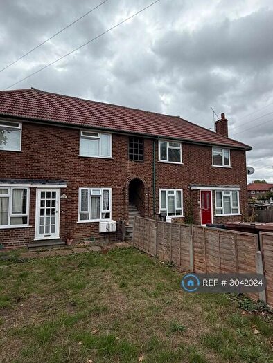 2 Bedroom Flat To Rent In Butterfields, London, E17