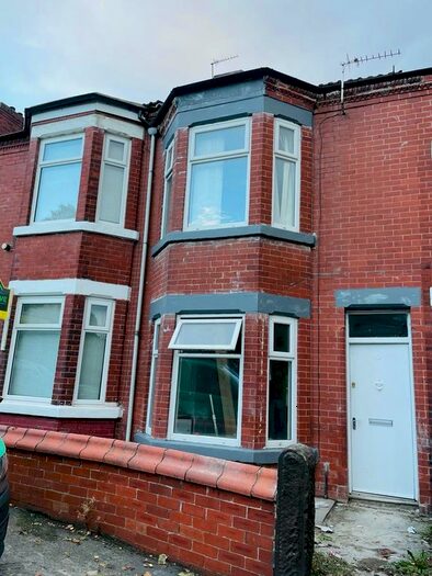 3 Bedroom Terraced House To Rent In Old Road, Blackley, Manchester, M9