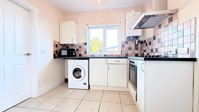 1 Bedroom Flat To Rent In Ray Street, Heanor, DE75