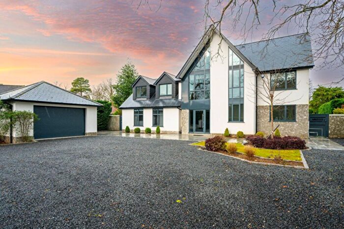 6 Bedroom House To Rent In Sheerwater Avenue, Woodham, Addlestone, KT15