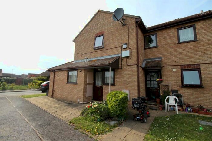 2 Bedroom Flat To Rent In Grange Court, Battisford Drive, Clacton-on-Sea, CO16