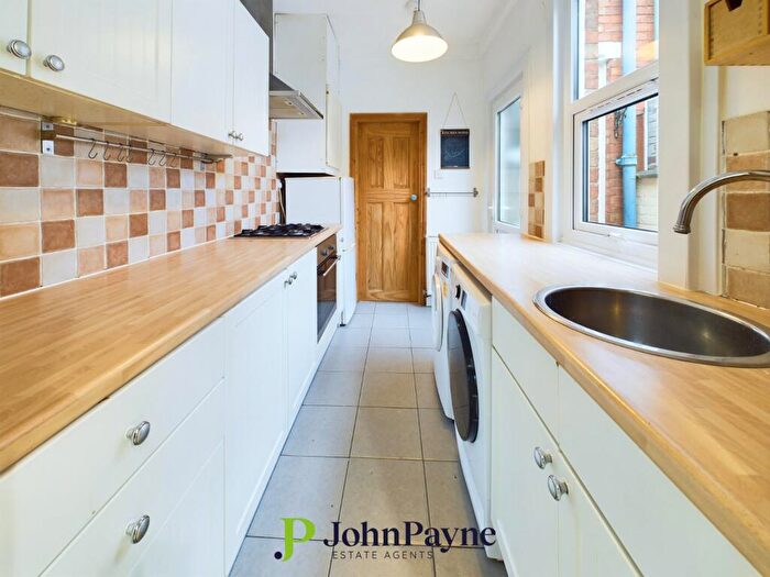2 Bedroom End Of Terrace House To Rent In Mayfield Road, Coventry, West Midlands, CV5