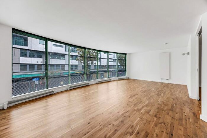 2 Bedroom Flat To Rent In Arlington Road, Camden, London, NW1