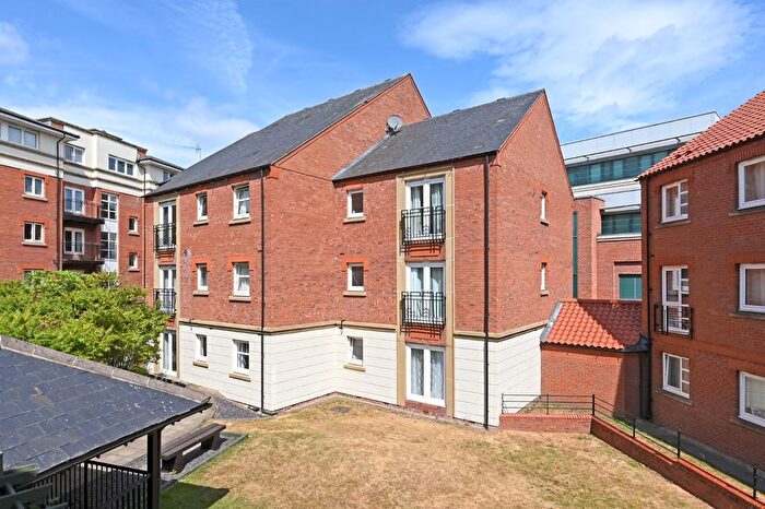 1 Bedroom Flat To Rent In Strand House, Piccadilly Plaza, York, YO1