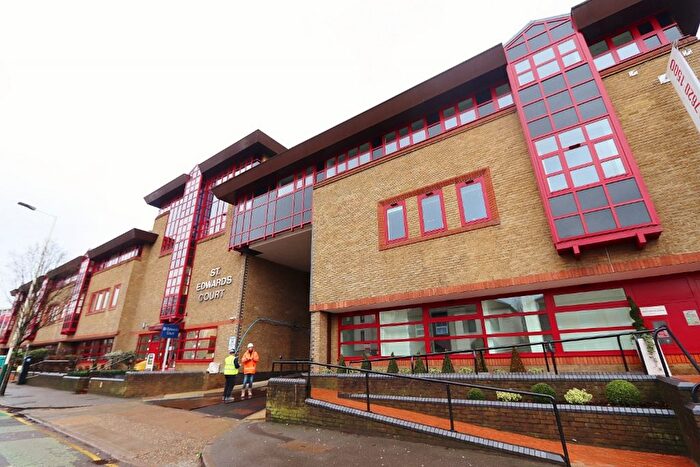 1 Bedroom Flat To Rent In London Road, Essex, RM7