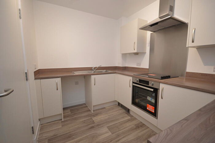 2 Bedroom Apartment To Rent In Flat /, Coll Grove, Glasgow, G21