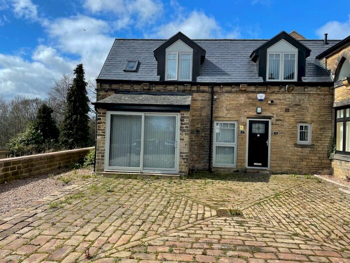 3 Bedroom Cottage To Rent In Lady Royd Gardens, Bradford, West Yorkshire, BD9