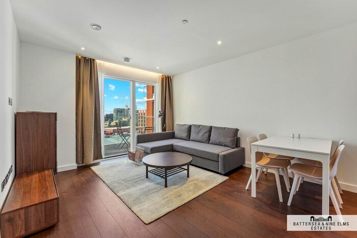 2 Bedroom Flat To Rent In Lanchester Way, London, SW11