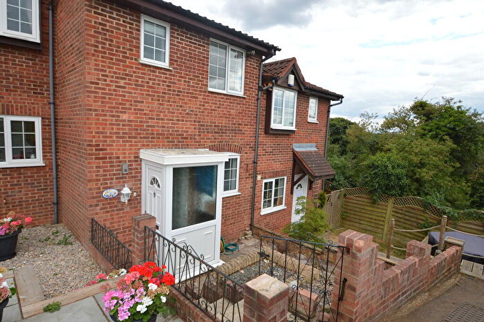 2 Bedroom Terraced House To Rent In Ladywood Road, Hertford, SG14