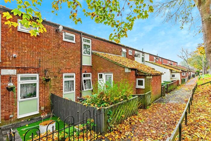 3 Bedroom Terraced House For Sale In Gannet Lane, Wellingborough, NN8