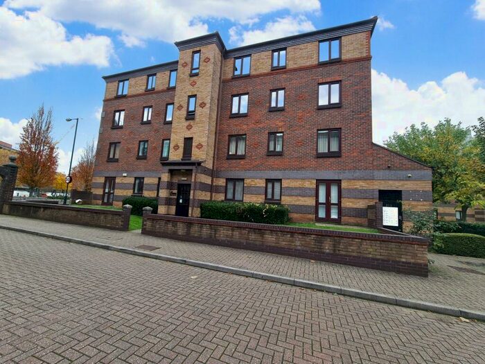 2 Bedroom Apartment To Rent In Berlington Court, Redcliffe, Bristol, BS1