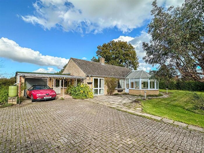 3 Bedroom Detached Bungalow For Sale In Cloatley Road, Hankerton, Malmesbury, SN16