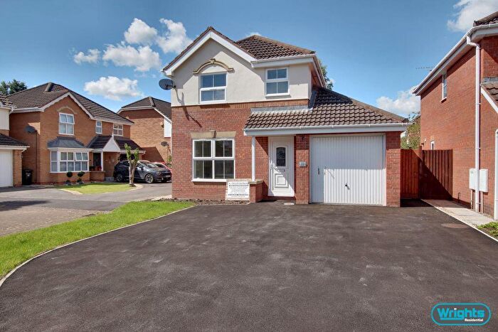 3 Bedroom Detached House To Rent In Stokehill, Trowbridge, BA14