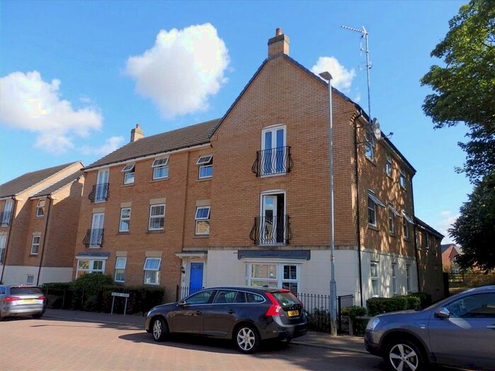 2 Bedroom Flat To Rent In Malsbury Avenue, Scraptoft, Leicester, LE7