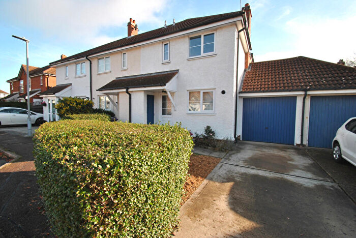 2 Bedroom End Of Terrace House To Rent In Rudham Grove, Letchworth Garden City, SG6