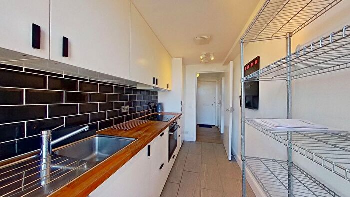 1 Bedroom Detached House To Rent In Bothwell House, Bothwell Street, Edinburgh, EH7