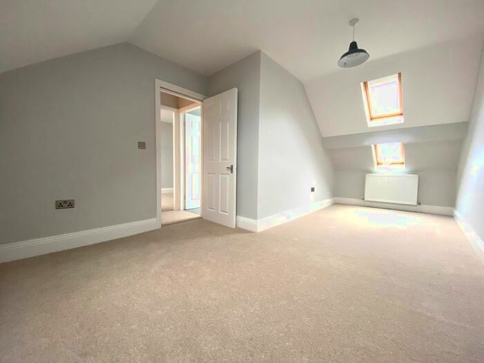 2 Bedroom Flat To Rent In Elms West, Ashbrooke, Sunderland, SR2