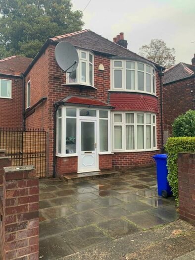 6 Bedroom Semi-Detached House To Rent In Arnfield Road, Withington, M20