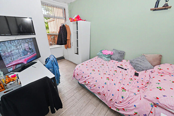 6 Bedroom Terraced House For Sale In Kingsway, Coventry, CV2
