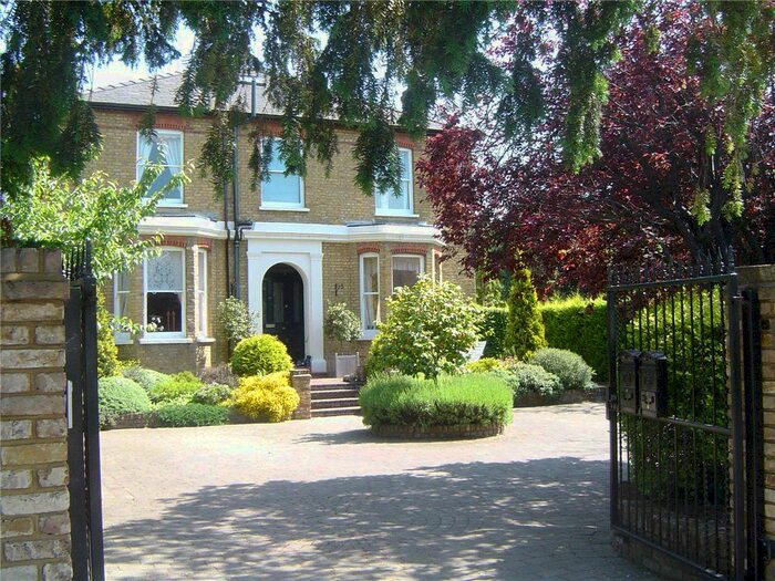 6 Bedroom Detached House To Rent In Thornton Hill, Wimbledon, SW19