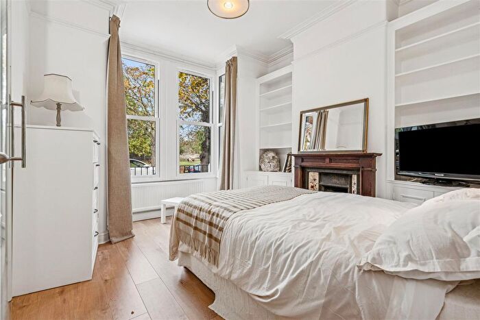 2 Bedroom Property To Rent In Chiswick Common Road, London, W4