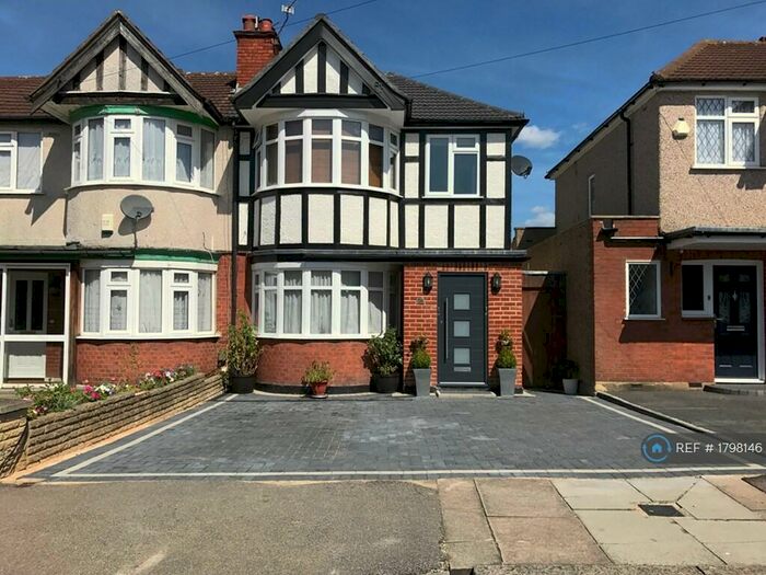 1 Bedroom Flat To Rent In Ovesdon Avenue, Harrow, HA2