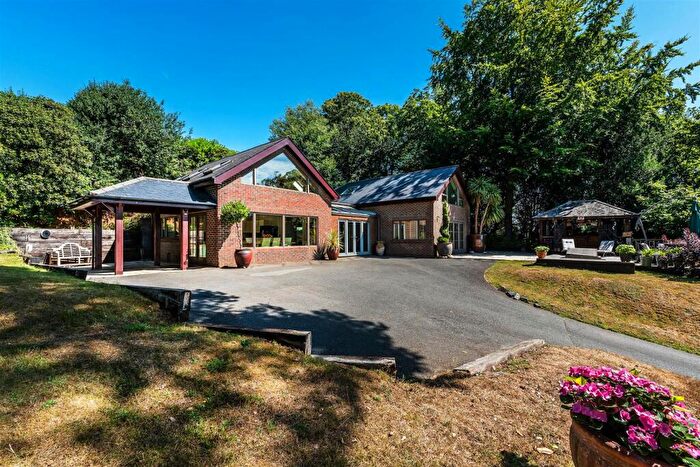 4 Bedroom Detached House For Sale In Punchbowl Lane, Dorking, RH5
