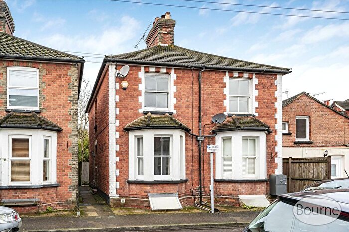 2 Bedroom Semi Detached House For Sale In Chestnut Road, Guildford, Surrey, GU1