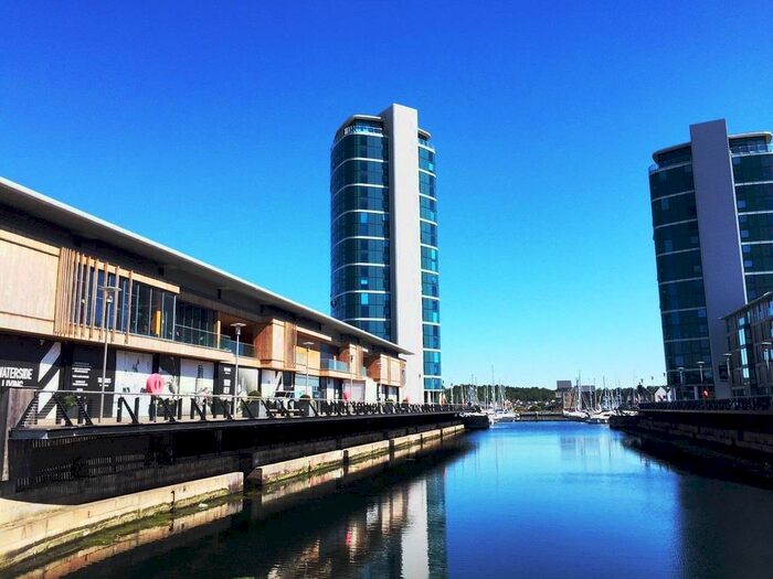 1 Bedroom Flat To Rent In Chatham Quays, Dock Head Road, St. Marys Island, Chatham, ME4