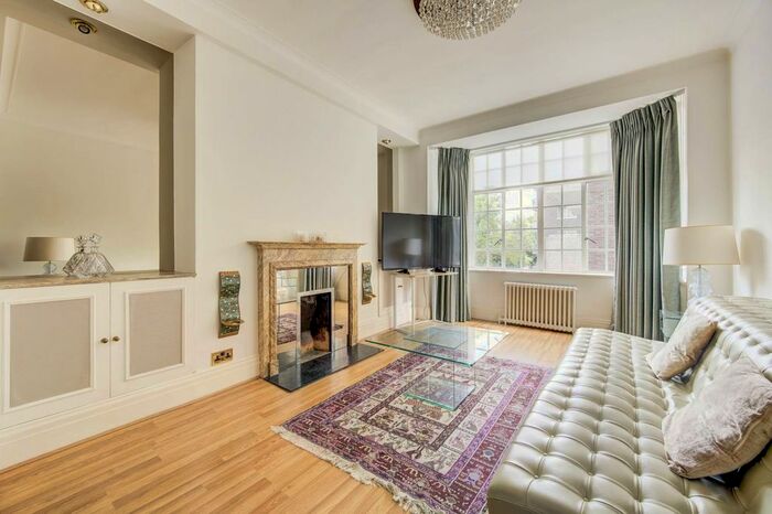 1 Bedroom Flat To Rent In Warwick Gardens, Kensington, London, W14