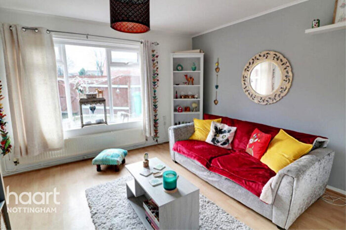 2 Bedroom End Of Terrace House To Rent In Ayton Close, Nottingham, NG2