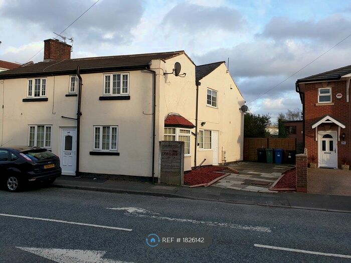 3 Bedroom Semi-Detached House To Rent In Hardmans Road, Whitefield, Manchester, M45