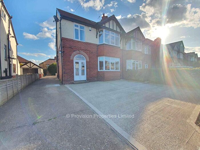 4 Bedroom Semi-Detached House To Rent In St Annes Road, Headingley, Leeds, LS6