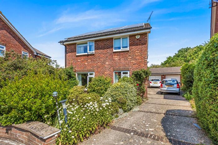 4 Bedroom Detached House For Sale In Martock Road, Keynsham, BS31